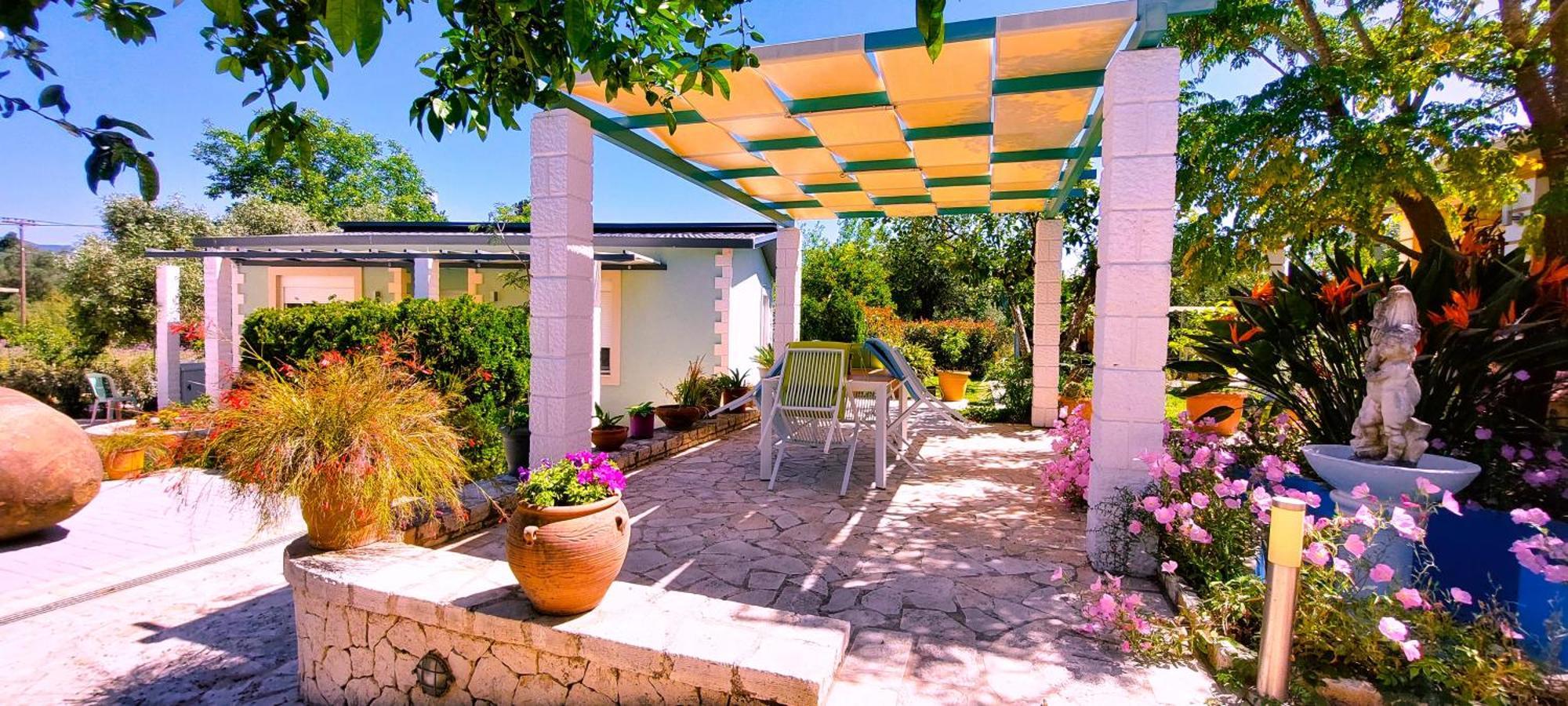 Iris Apartment Near Corfu Town Kontokali Exterior photo